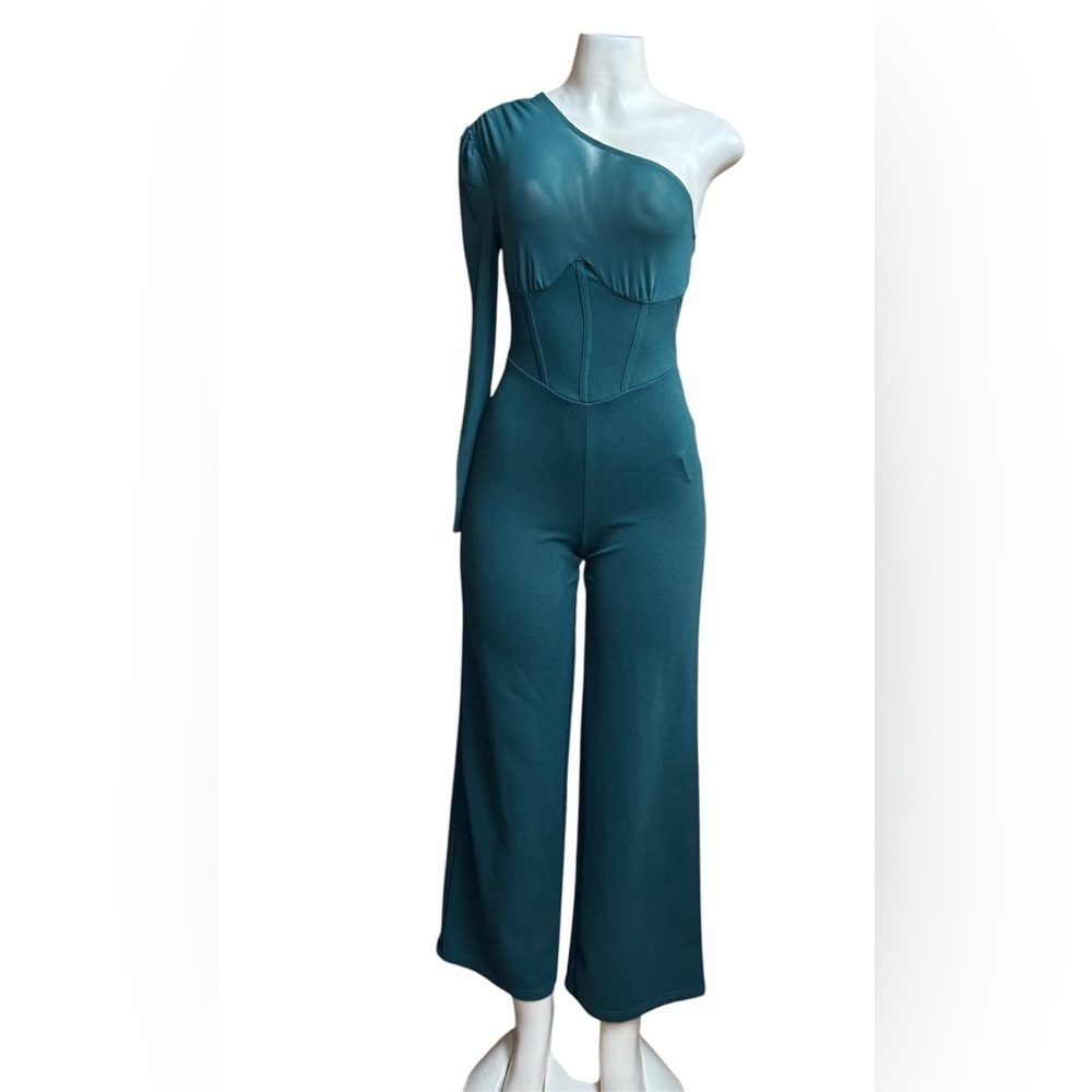 SHEIN.   Green Elegant Jumpsuit with Wide-Leg Design